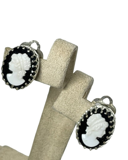 Vintage Cameo clip on earrings silver finish black & white silouette resin