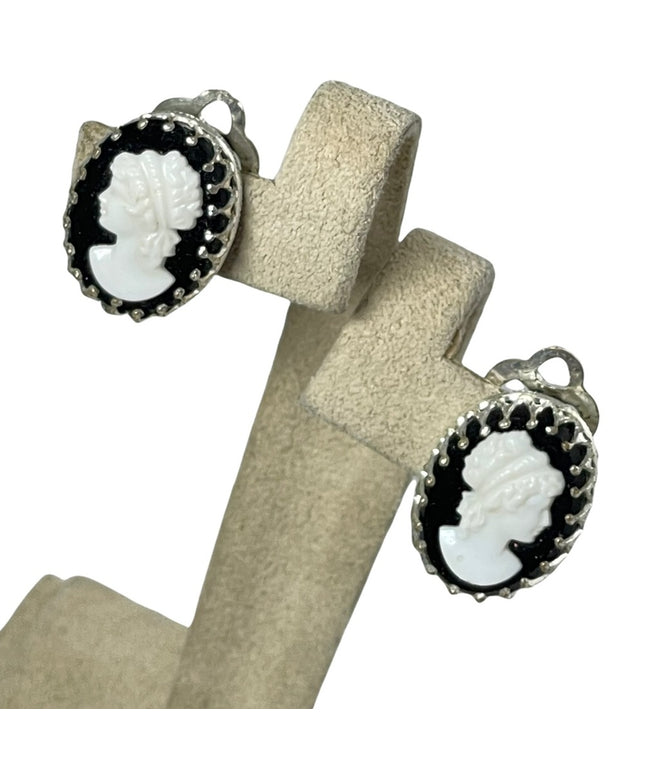 Vintage Cameo clip on earrings silver finish black & white silouette resin