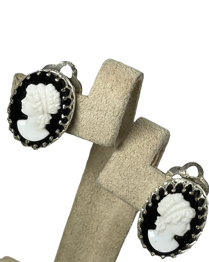Vintage Cameo clip on earrings silver finish black & white silouette resin