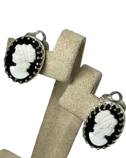 Vintage Cameo clip on earrings silver finish black & white silouette resin