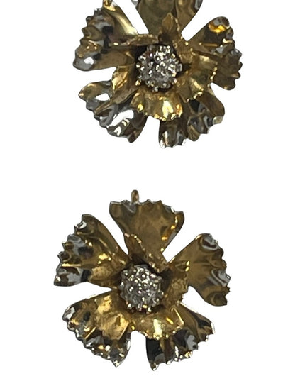 Vintage gold & silver fancy metal flower clip on earrings