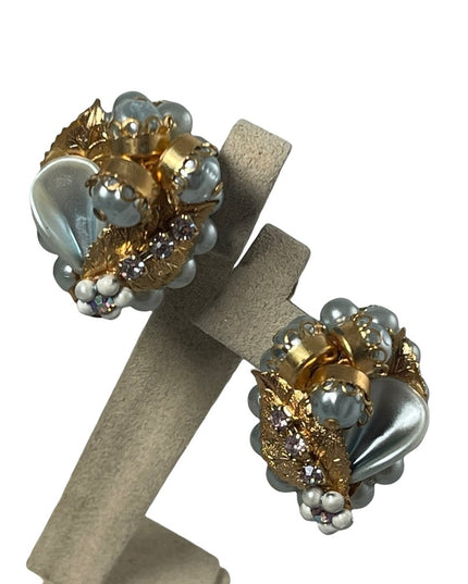 VINTAGE 1960s fancy faux blue pearl plastic rhinestone clip on earrings gold