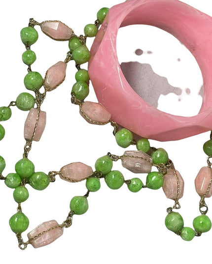 Vintage 1960s Pink Lucite chunky bangle & Plastic lucite necklace
