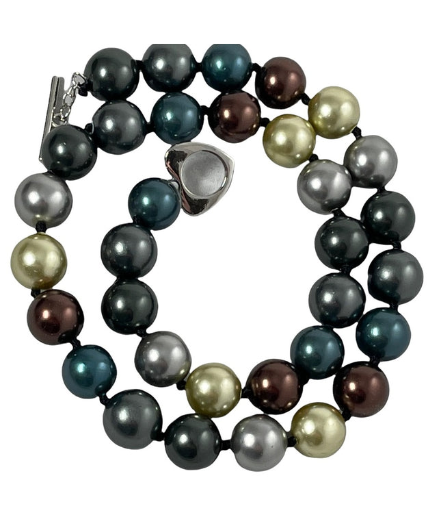 Stunning multicolor Large pearl necklace