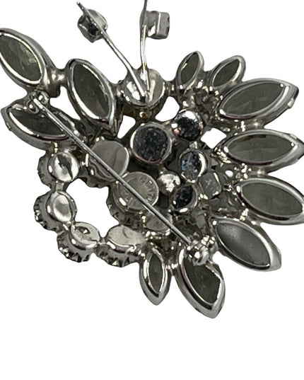 Vintage 1960s Continental crystal flower brooch