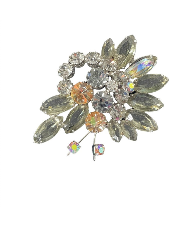 Vintage 1960s Continental crystal flower brooch