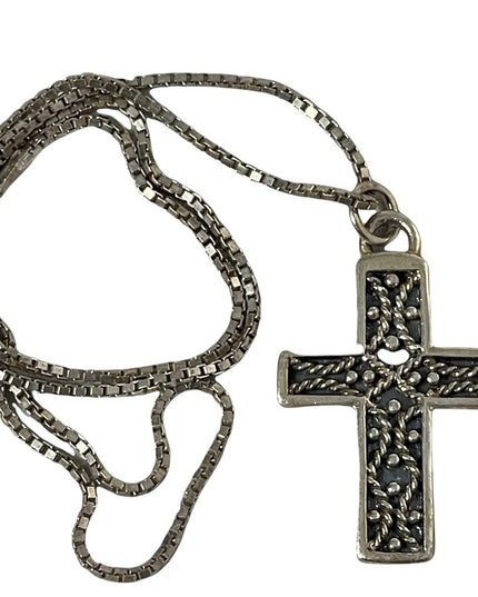 Steriing silver cross necklace 925
