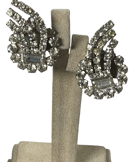 Vintage 1950s Clear crystal fancy clip on earrings