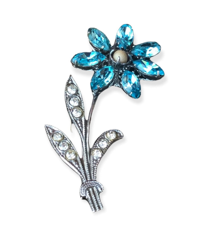 Beautiful blue flower vintage brooch