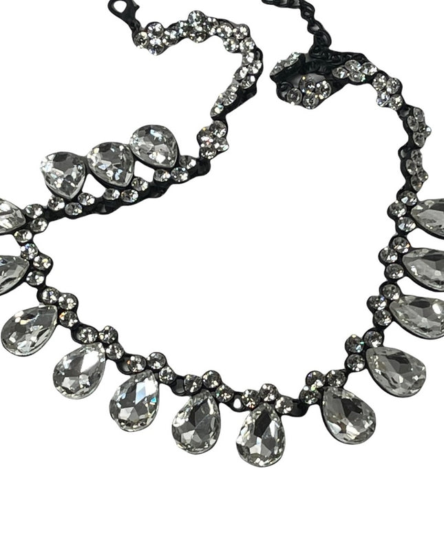 FUN Sparkle crystal tear drop necklace heavy quality