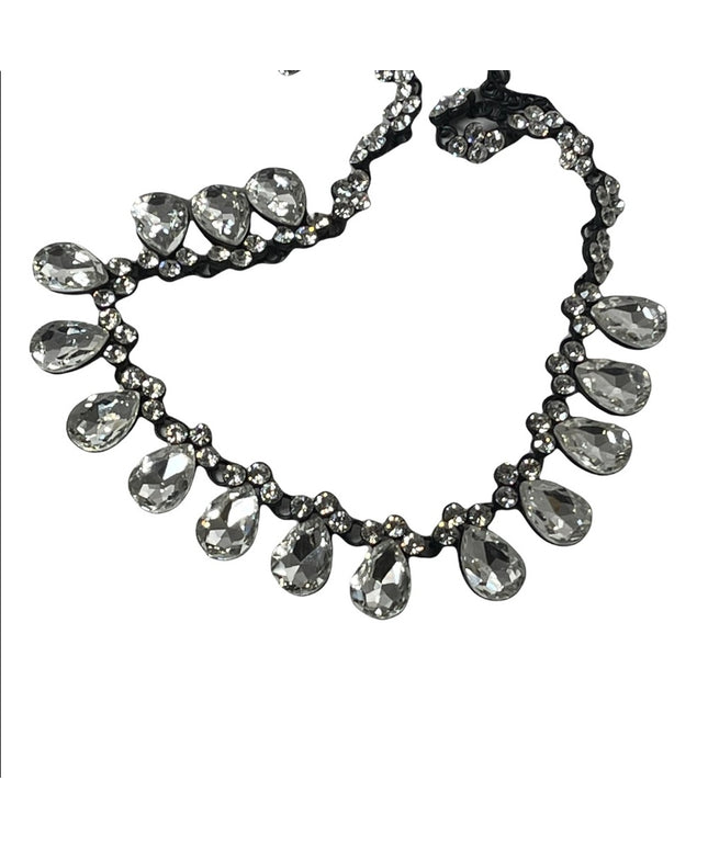 FUN Sparkle crystal tear drop necklace heavy quality