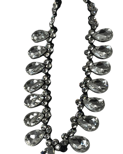 FUN Sparkle crystal tear drop necklace heavy quality