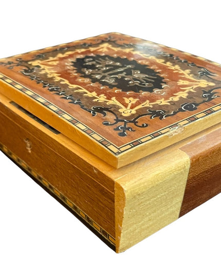 Vintage Sorrento ware Inlaid Wood Jewellery Music Box