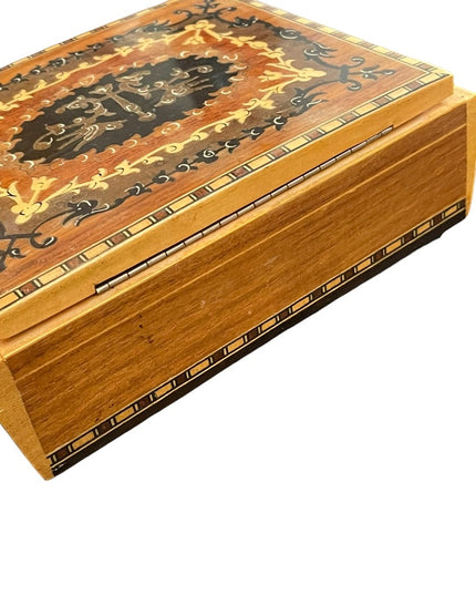 Vintage Sorrento ware Inlaid Wood Jewellery Music Box