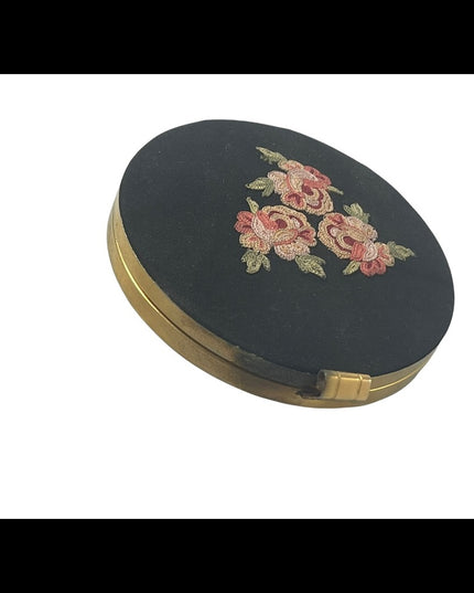 Vintage 1950s Cross stitch needlepoint flowers powder puff compact