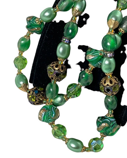 Stunning vintage green Italian Murano Venetian glass bead necklace 2 strand