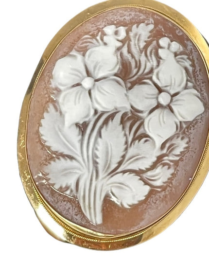 Stunning Vintage 18k Gold Carved Italian Cameo flowers