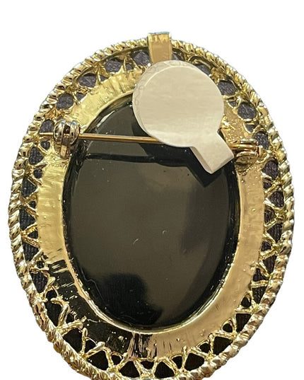 20th Century Gold Cut Glass Cameo Brooch pendant