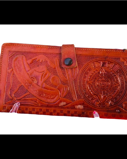 Vintage tooled tan leather Mexico wallet