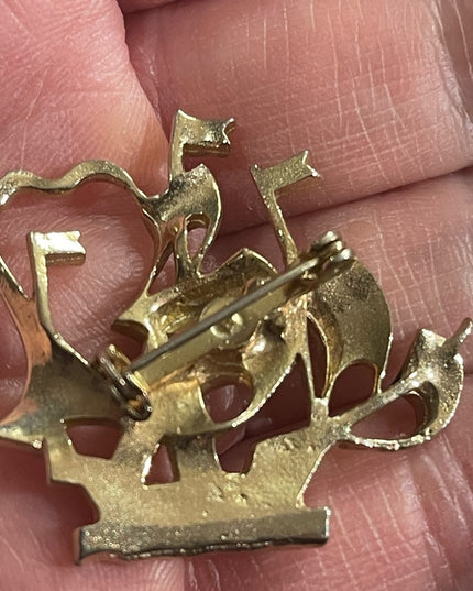 VTG sailing ship Nordic gold tone brooch nautical