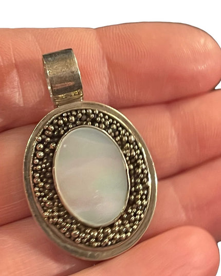 LG Heavy VTG sterling silver pearl pendant ornate