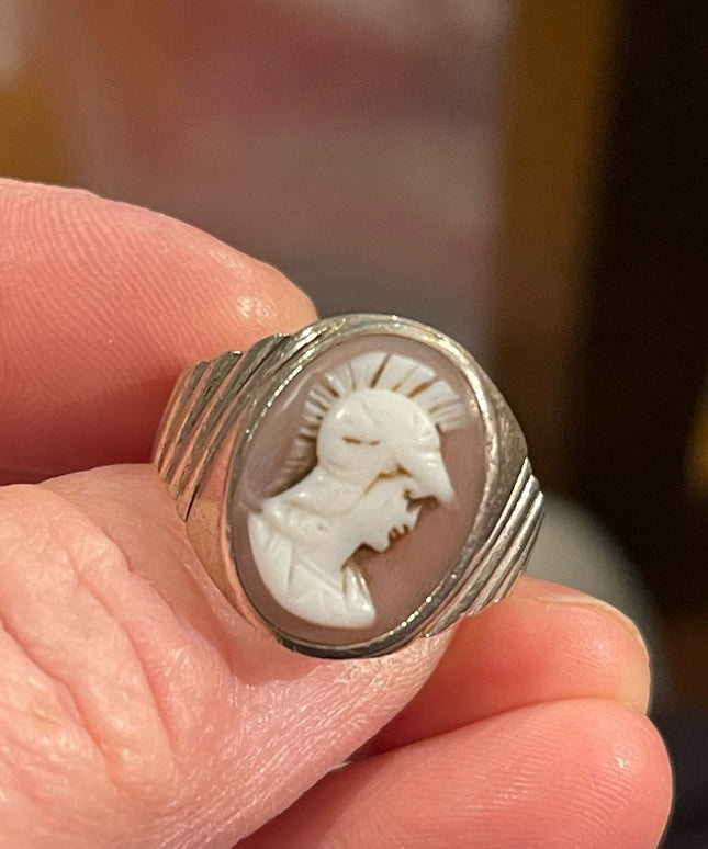 Vintage sterling silver trojan cameo ring