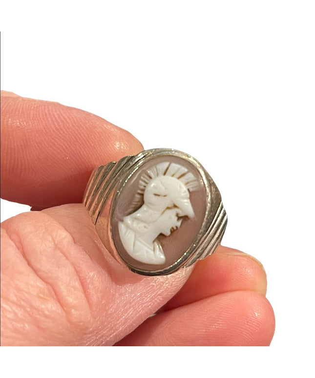 Vintage sterling silver trojan cameo ring