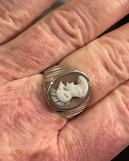 Vintage sterling silver trojan cameo ring
