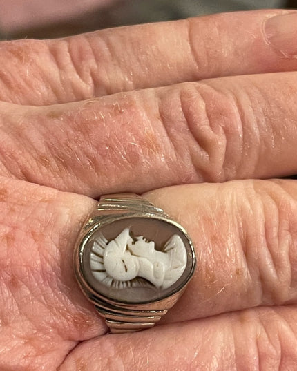 Vintage sterling silver trojan cameo ring