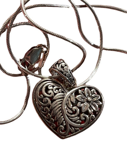 Sterling Silver 925 flower Etched Heart necklace with 925 chain