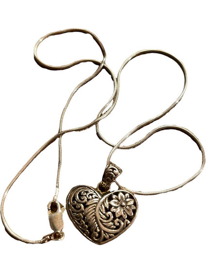 Sterling Silver 925 flower Etched Heart necklace with 925 chain