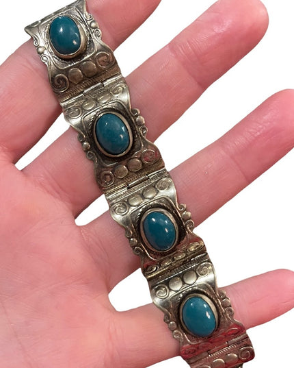 Vintage 1970s Ornate Mexixo Alpaca green Agate Bracelet bangle