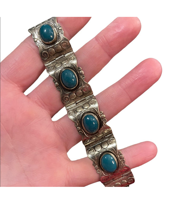 Vintage 1970s Ornate Mexixo Alpaca green Agate Bracelet bangle