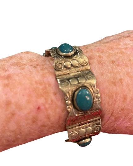 Vintage 1970s Ornate Mexixo Alpaca green Agate Bracelet bangle