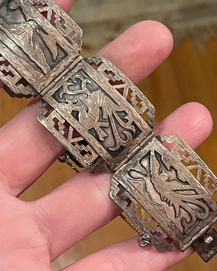 VTG Sterling silver heavy bangle bracelet Aztec Mexico Story book Gods