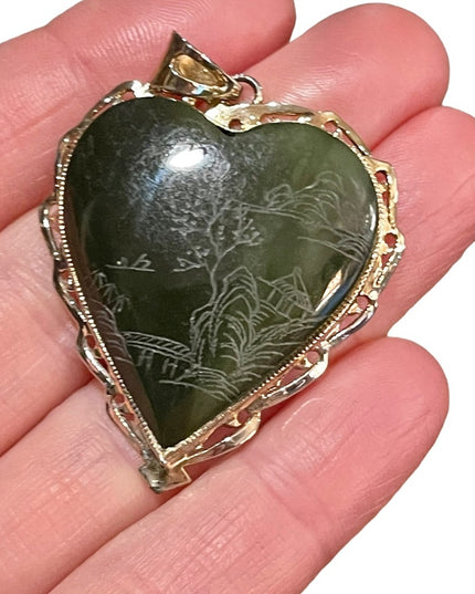 VTG Sterling 925 Jade Siam etched heart pendant