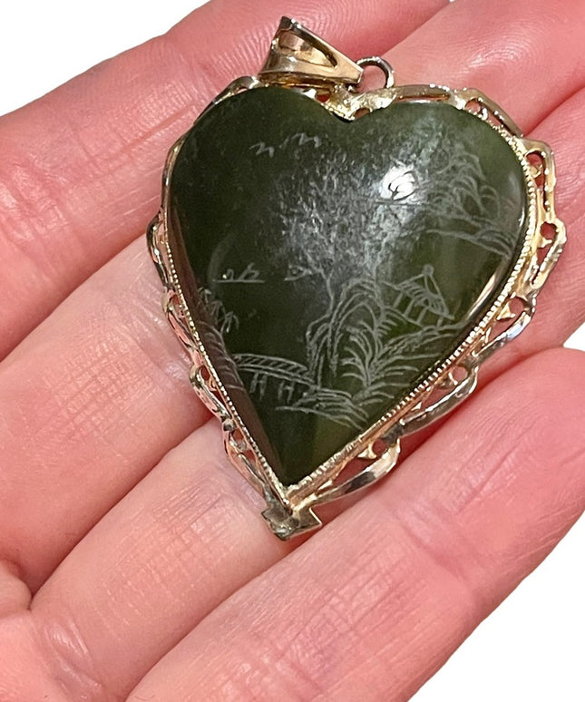 VTG Sterling 925 Jade Siam etched heart pendant