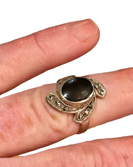 VTG Sterling 925 marcasite black onyx fancy oval ring