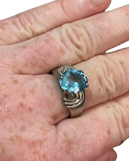 Vintage sterling silver ornate chunky large 925 Topaz Blue stone ring