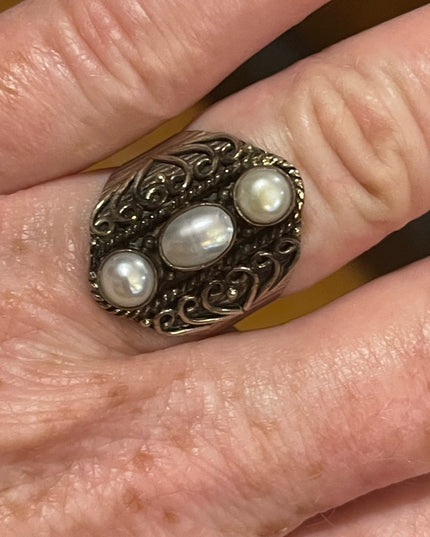 Sterling silver ornate design oblong 925 fancy pearl ring