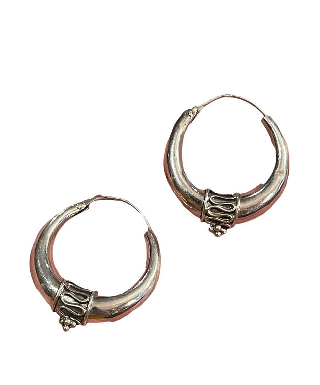 Vintage Sterling silver hoop dangle fancy ornate earrings Balenisian Bali 925