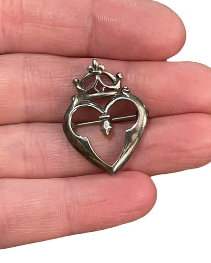 vintage Celtic Sterling silver Scottish heart & crown brooch