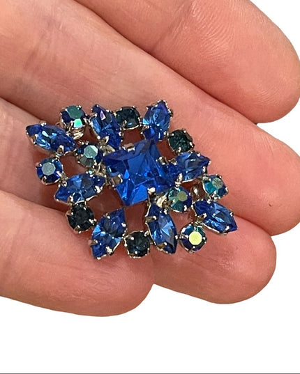 Vintage 1960s blue AB crystal fancy brooch