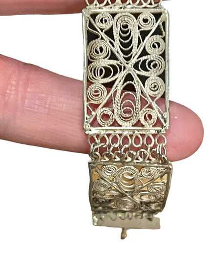 Vintage Silver filagree flower ornate link bracelet