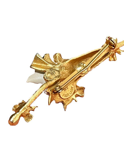 Vintage Fair lady fancy umbrella crystal enamel brooch