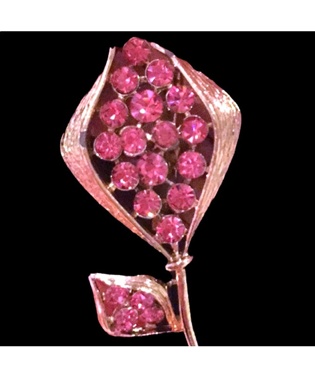 Vintage crystal flower brooch 2”