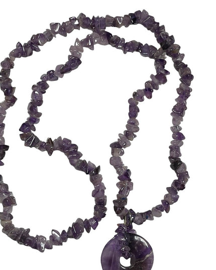 Beautiful vintage amethyst chip with donught pendant necklace 36”
