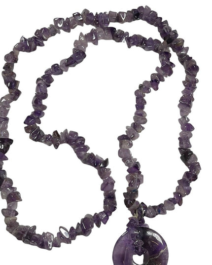 Beautiful vintage amethyst chip with donught pendant necklace 36”