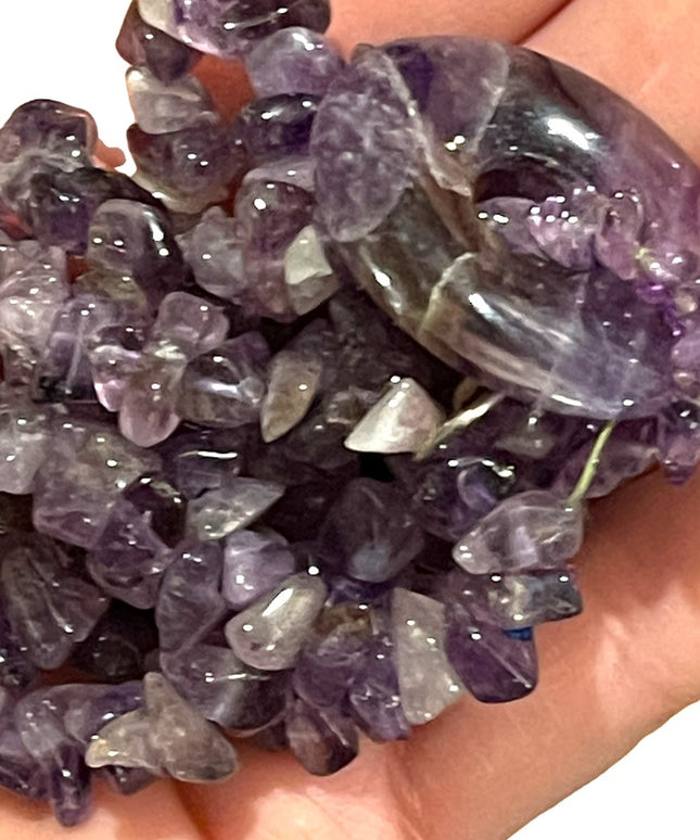 Beautiful vintage amethyst chip with donught pendant necklace 36”