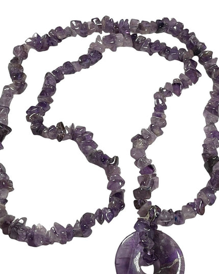 Beautiful vintage amethyst chip with donught pendant necklace 36”